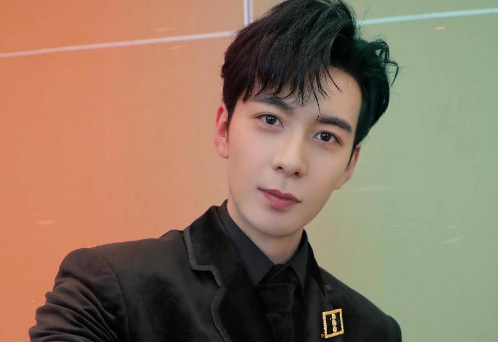 耽改太还原也不好山河表里路透陈星旭野人造型撞衫葫芦娃