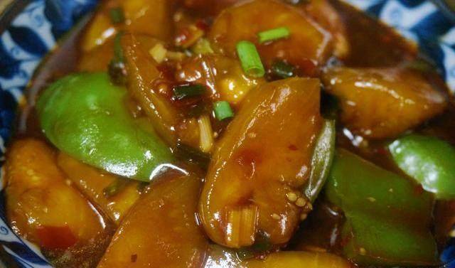 怎样做烧茄子最好吃窍门 edae3f20eca74a34b289b5db92e40d6b.jpeg