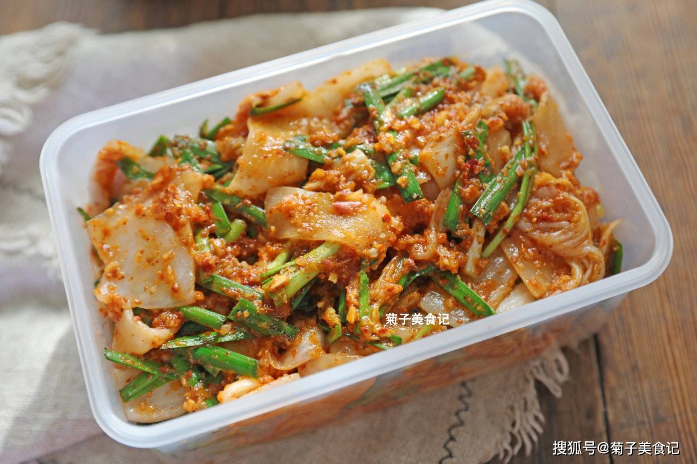 韩式泡菜在家做，开胃爽口，制作方法详解，简单易学，值得收藏_搜狐网