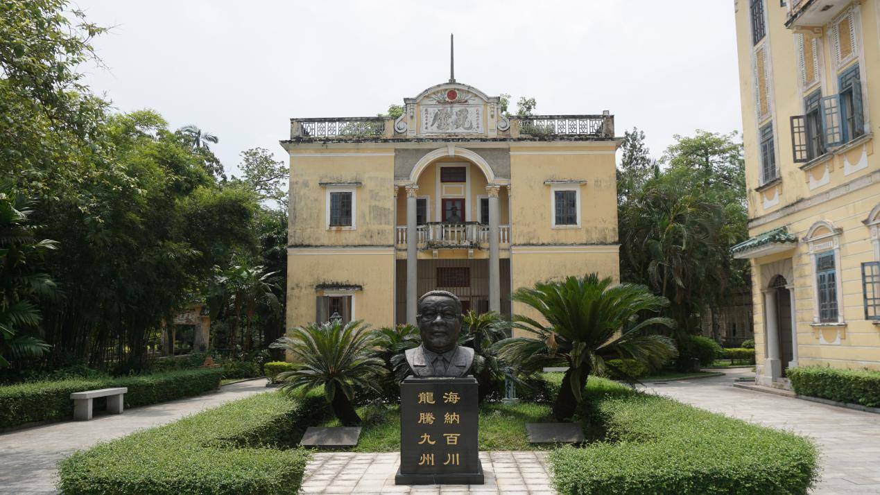 明廬建於1931年,樓高兩層,是園主謝維立的堂兄弟謝維明的別墅.