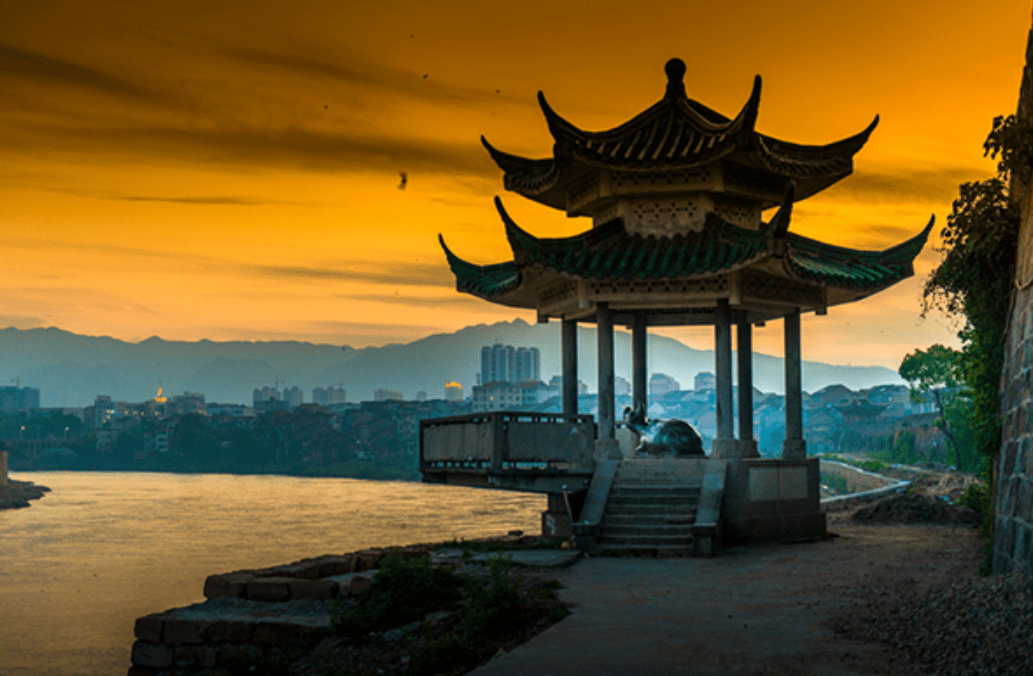 茶陵有一个镇水铁犀,它用"风磨铜"制作的眼睛丢失,为何会这样_铁牛