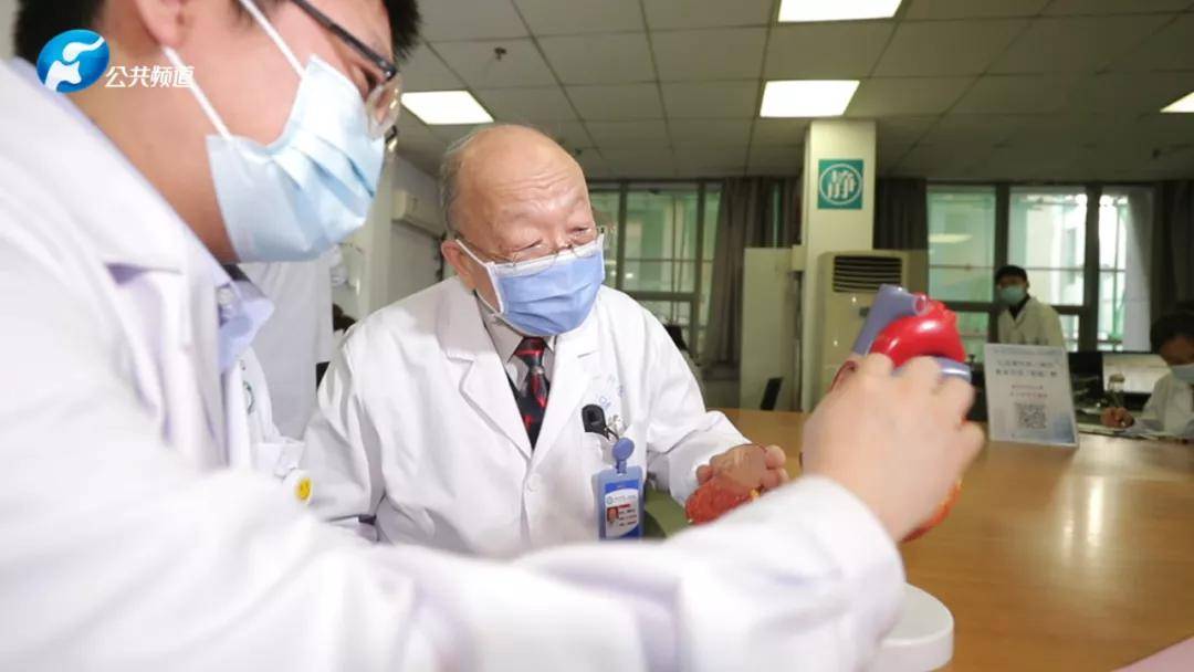 诚心诚意惟精惟一郑大一附院心血管内科二病区主任韩战营教授