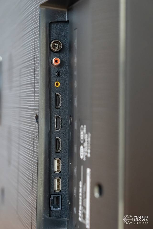 设计|看电视比在影院还精彩？画面逼真无残影，沉浸感十足比3D眼镜还刺激