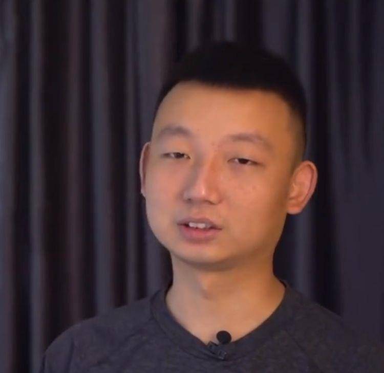 原创郭威搬家另有所图知情人为配合许敏要回房产母子俩演戏