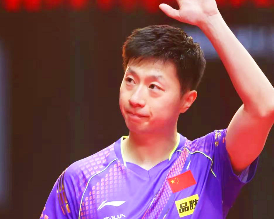 国乒直通赛,黑马周启豪:为何能连胜马龙和樊振东,一黑到底夺冠_防守