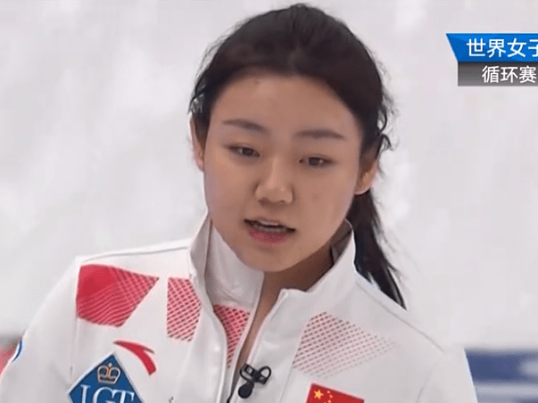 女子冰壶队参赛成员名单:四垒韩雨,三垒董子齐,二垒张丽君,一垒姜馨迪