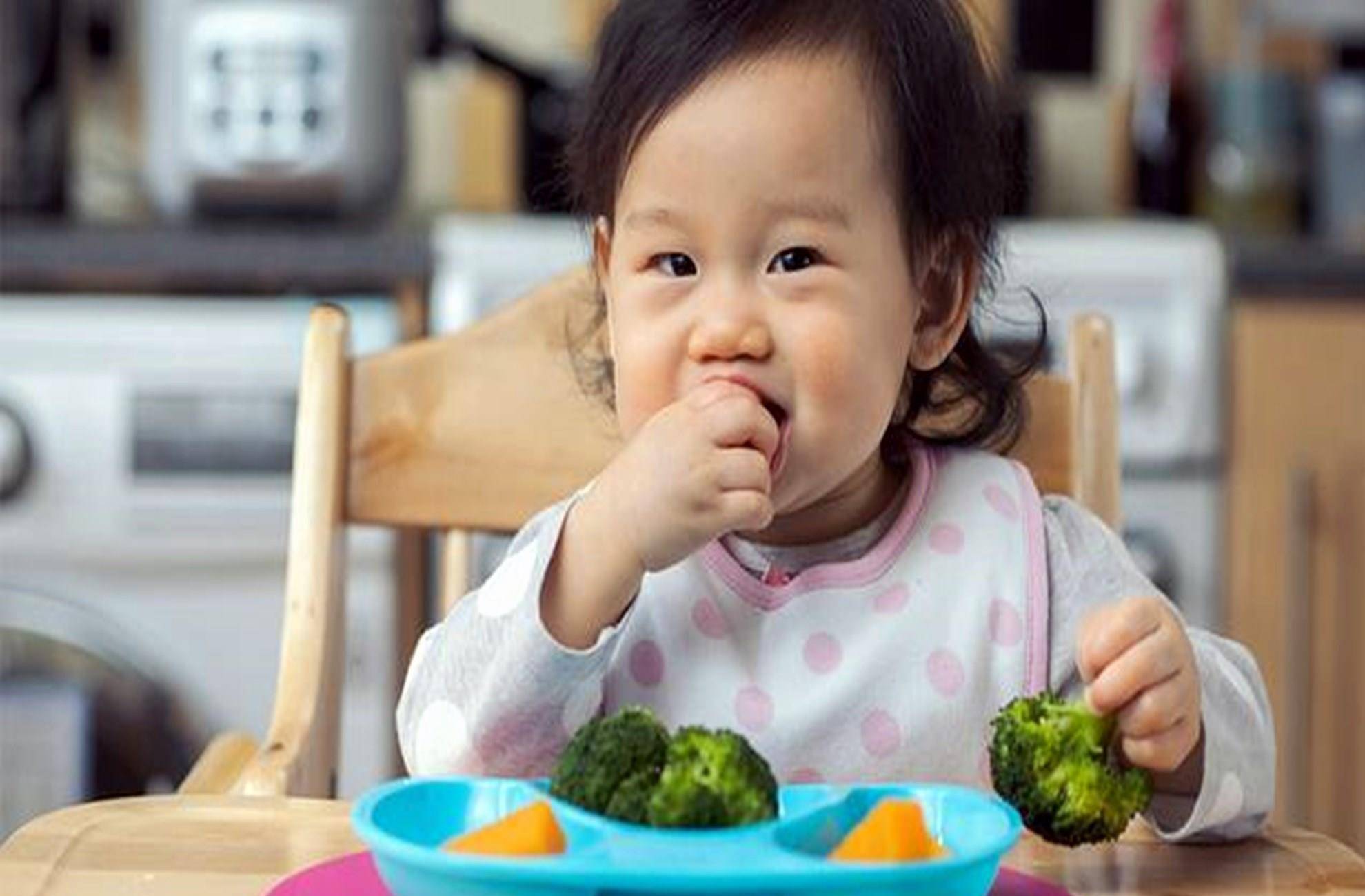 宝宝辅食应该怎么搭_宝宝辅食鸡蛋羹怎么蒸(3)