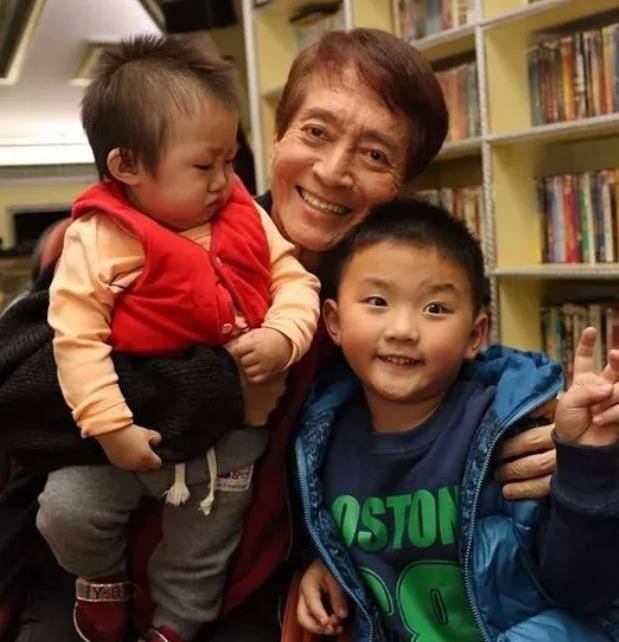 香港爱国艺人方刚曾因恶人形象太过可怕而逼得tvb无奈调档