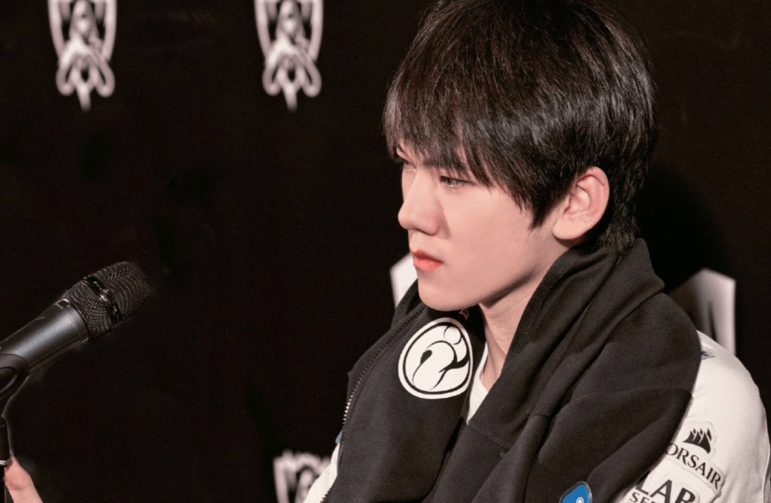 原创彻底坦白阿水承认已经脱单出名没啥好谈个恋爱也被黑粉针对