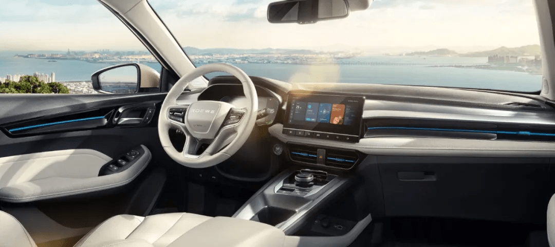 旅行车推荐2021款 f25bb7e253e646ce87cb341b4170a798.png