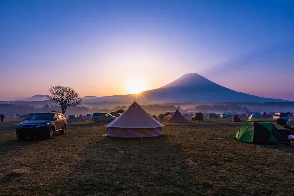 尋找極致的山野浪漫,日本人有多愛露營?