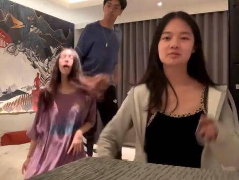 女喝酒老总床_喝酒图片女(2)