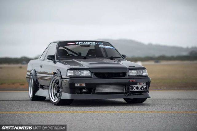 只知道日产战神 这台gts R也不是好惹的 Skyline