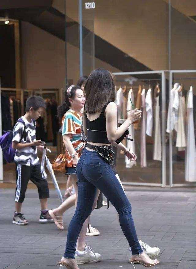54aaa059e6a74a46940802a6d79d076a.jpeg