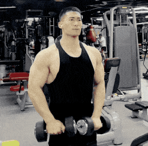 185cm北京肌肉医生爆红抖音网友纷纷求打针