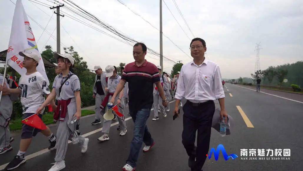 原创动态丨南京市八卦洲中桥中学:红色精神传薪火 激扬青春献祖国