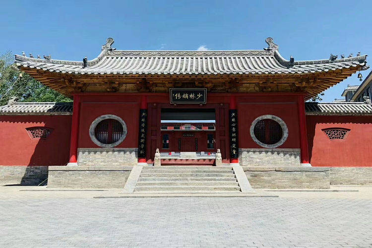 其实只有一处,景区内有"天下第一名刹"_少林寺