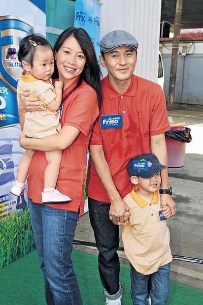 原创太拼56岁tvb艺人曹永廉为养家不停拍戏心肾都出问题剧痛住院