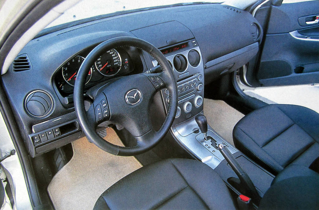 回顾当年的弯道之王马自达6