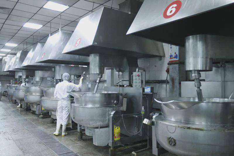 什么叫中央厨房制作的菜 910211731c4b42e2a1550e8e9c4ef45d.jpeg