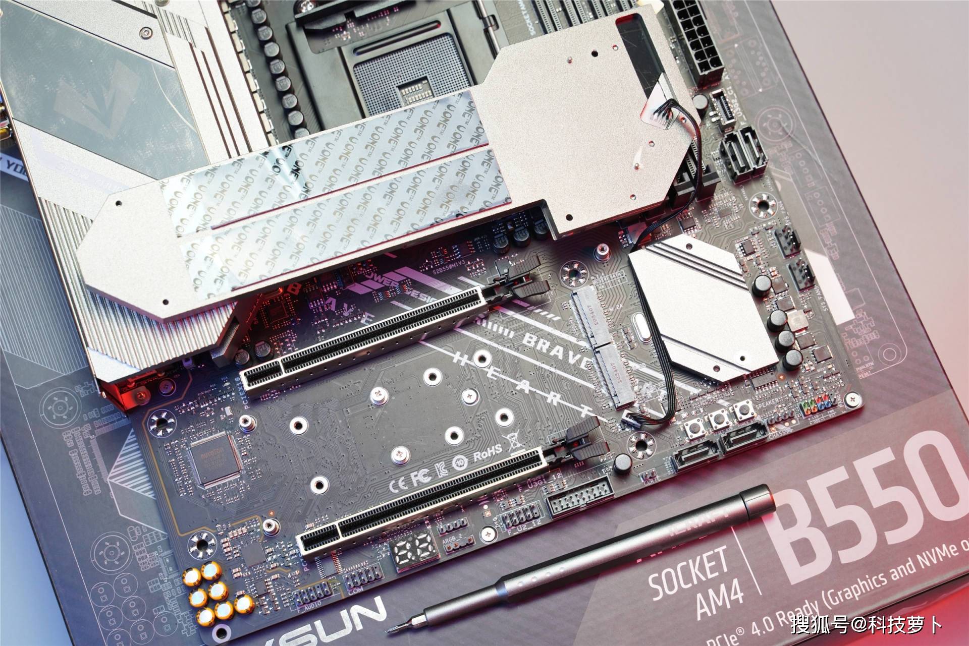 唯一支持r95950x超频的matx主板铭瑄b550mwifi评测