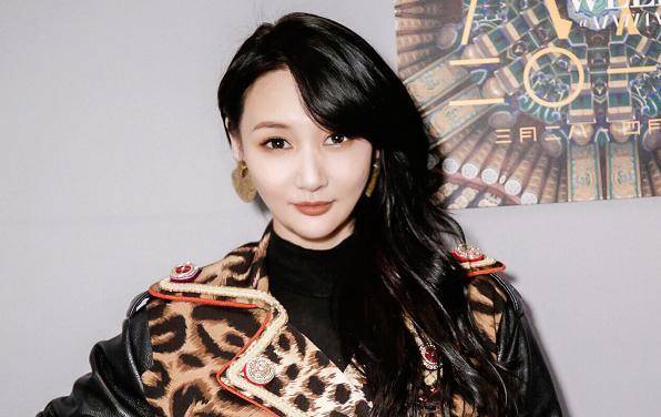 其优伶刚出道的张月黄渤的电影有哪些