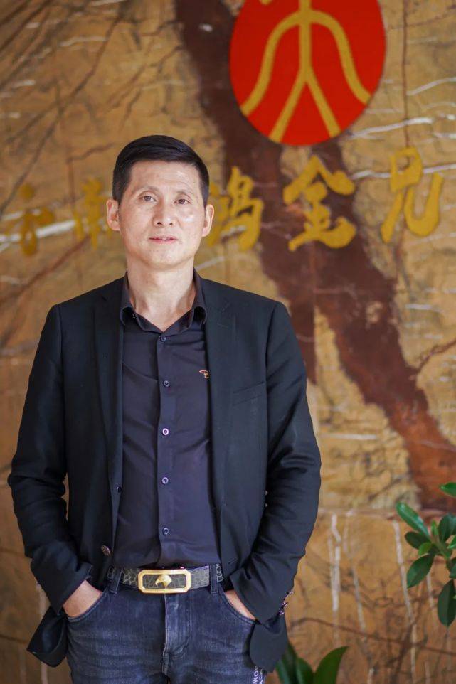 现在年轻人想白手起家太难了丽江浙江商会会长的浙商之道