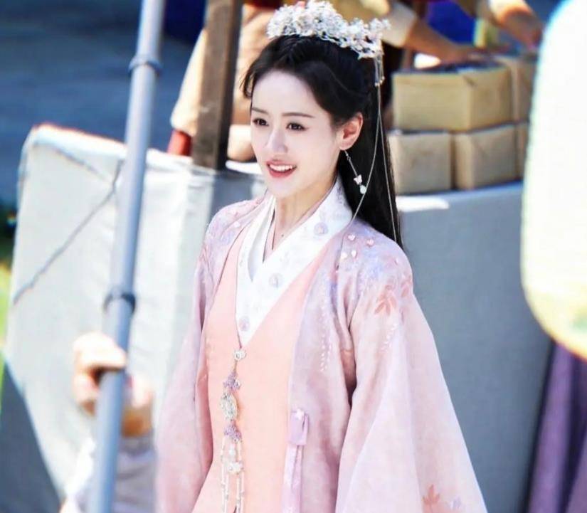 现在有什么好看的新剧吗 cea9451026d245fc94abcdf0add8b16e.jpeg