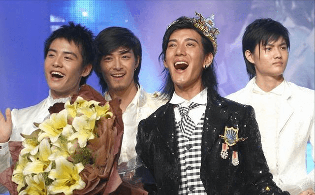 好男儿》中,获得冠军的正是来自四川阿坝的藏族小伙蒲巴甲.