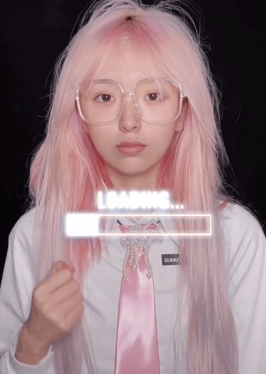 原创美女网红贝拉酱晒纯素颜视频肤色暗沉黑眼圈严重