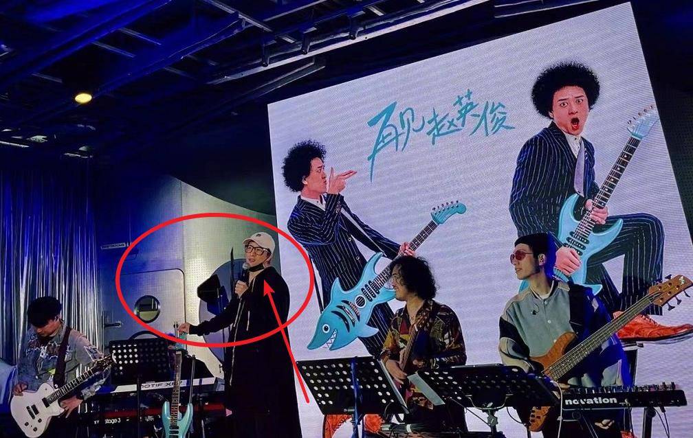70cacdddda7d48d9ad83d38092bcacaf.jpeg
