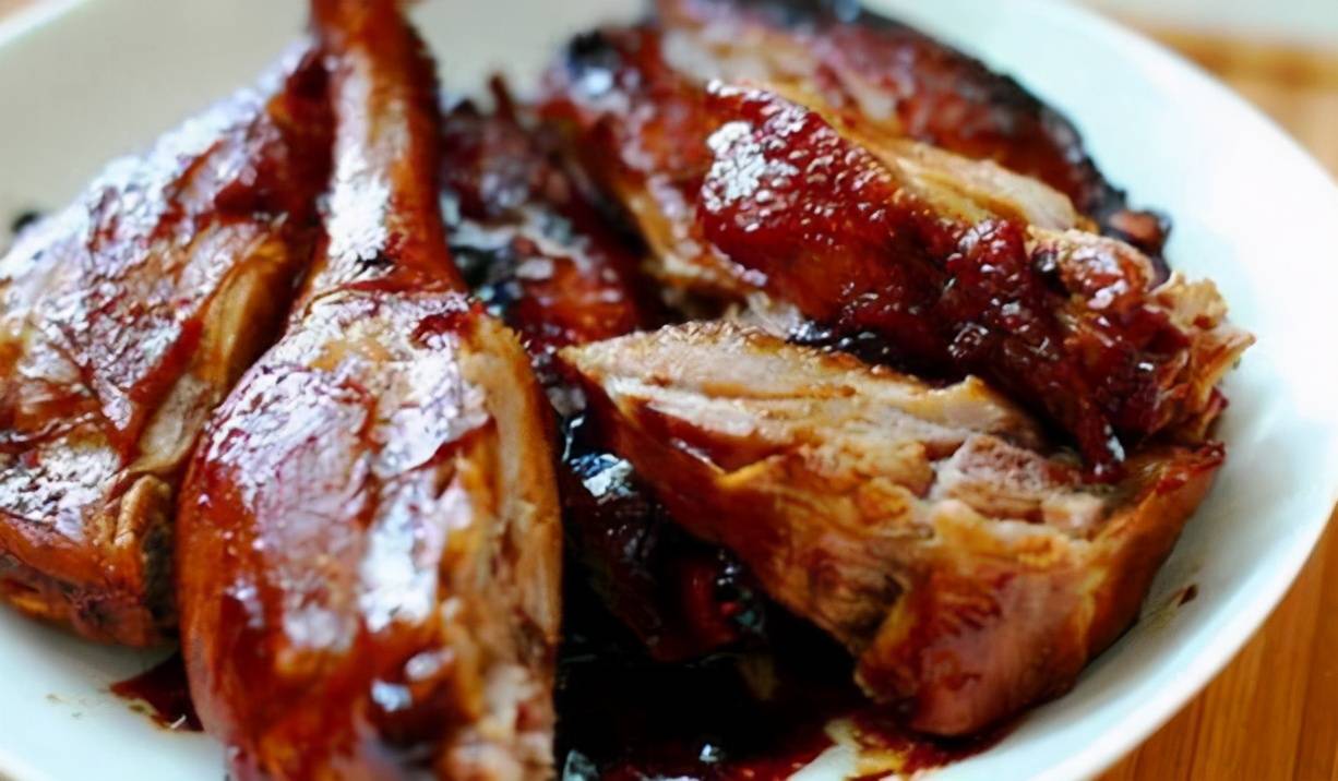 酱烧鸭腿
