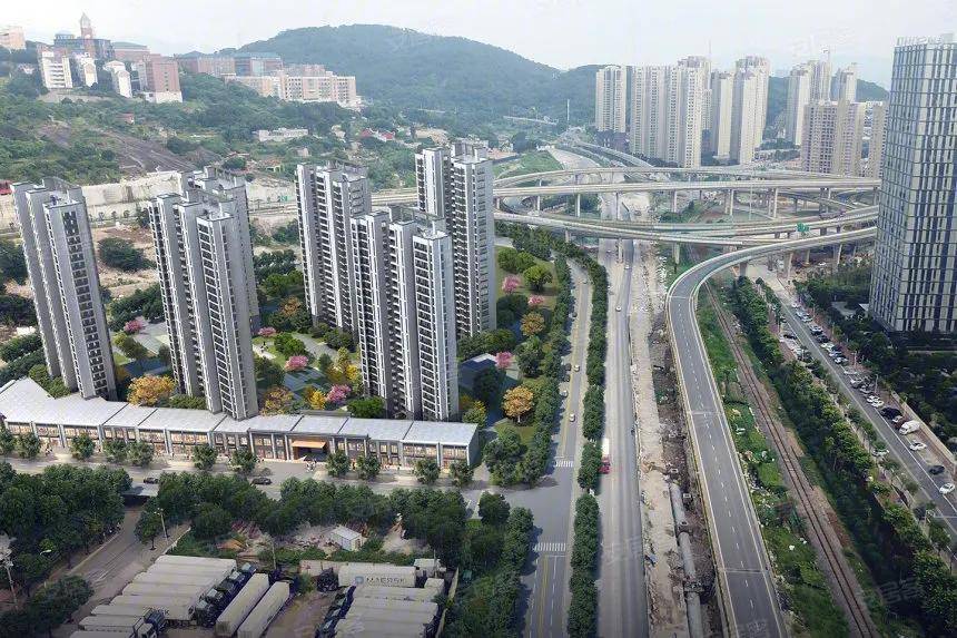 中山民众远洋山水楼盘具体情况看到心动感紧来电预约哦