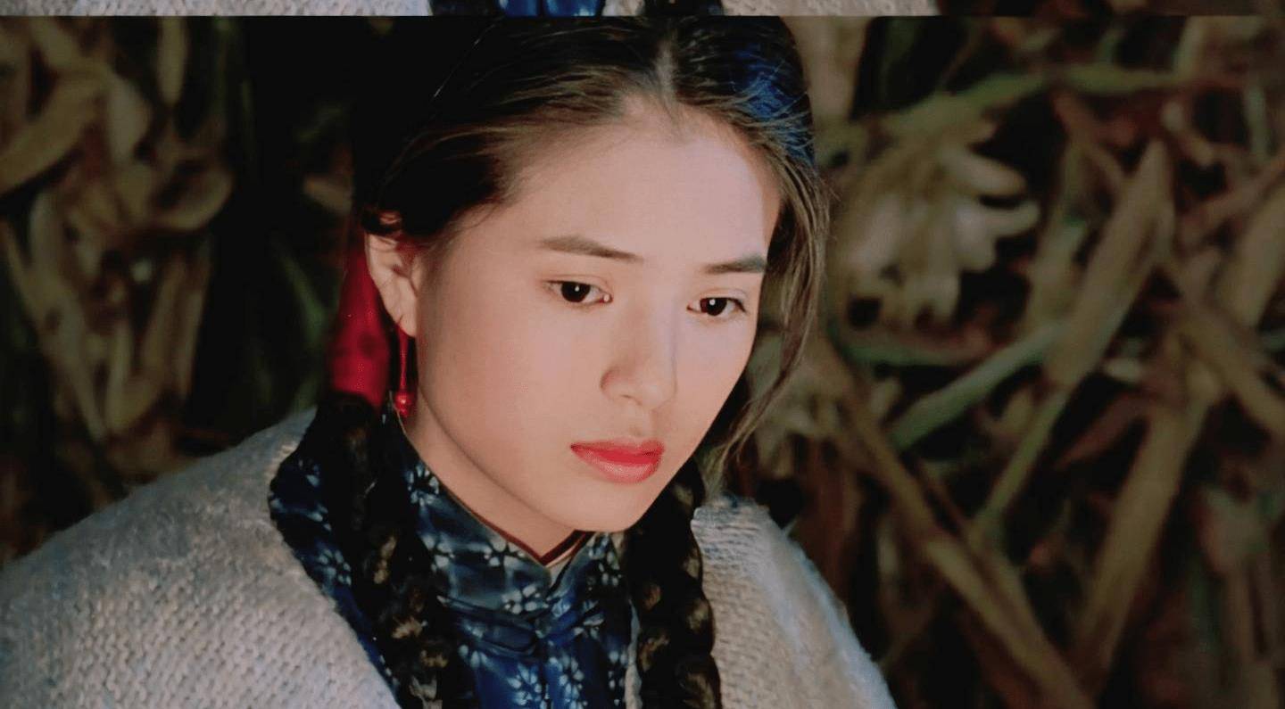 李若彤最美的镜头,不是小龙女,而是在这部武侠片鼻祖里_方世玉