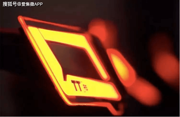 芯视野 Oled车灯大军涌入 Led尾灯危险了 汽车