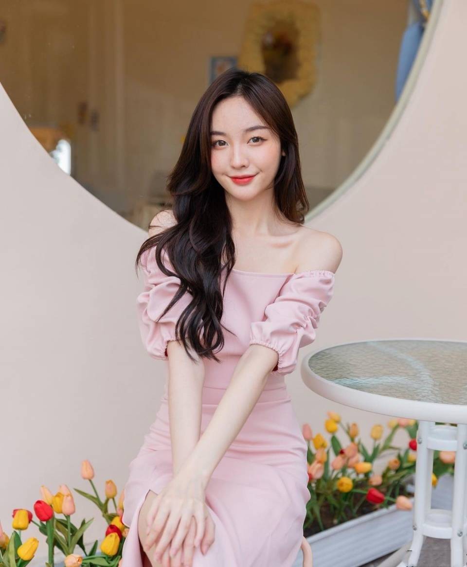 泰国妹清新气质女友感爆棚甜而不腻爽朗笑容更是疗愈感十足