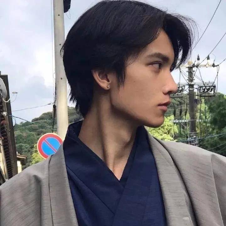 可以撩到小姐姐的男生头像风月都好看人间也浪漫