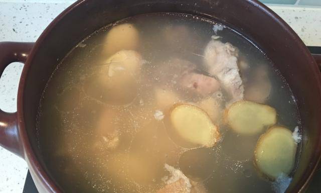 排骨汤怎么炖好补身体 7b10df6def1745d9a024a6aa9b4067ac.jpeg