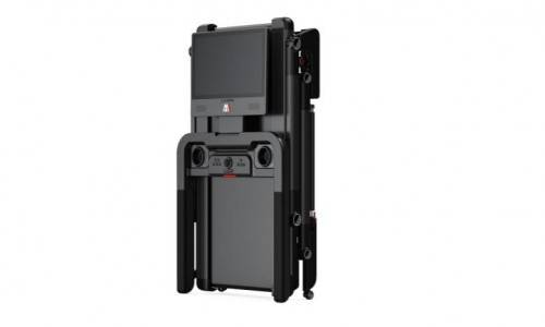 木卫六亮相中国体博会国内首台青少年ai跑步机