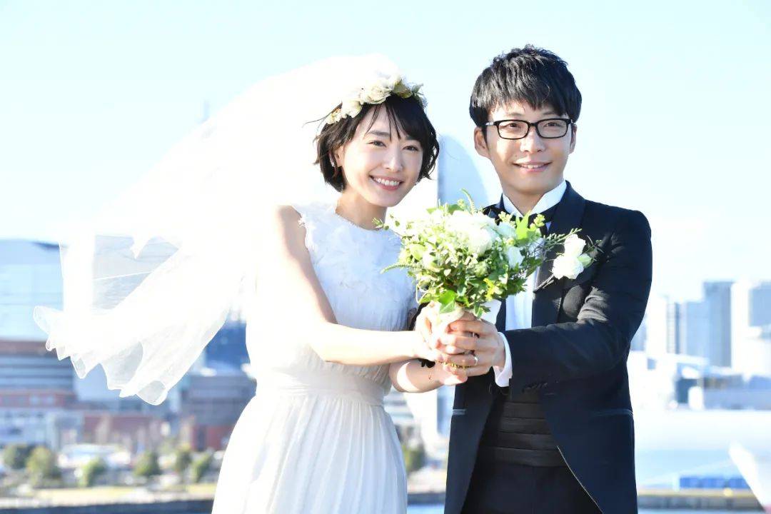 已结婚的10大日本女神 多数偏爱 大龄男人 最大的相差22岁 堀北真希