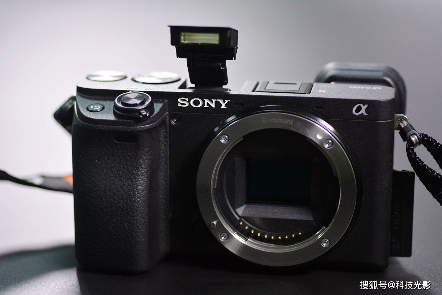 原创视频微单双雄唯二之选索尼a6400对比佳能m6markii