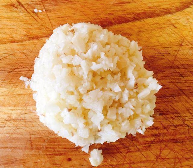 吃什么会变白皮 06caf017c62747b58bf248b55fd94f4b.jpeg