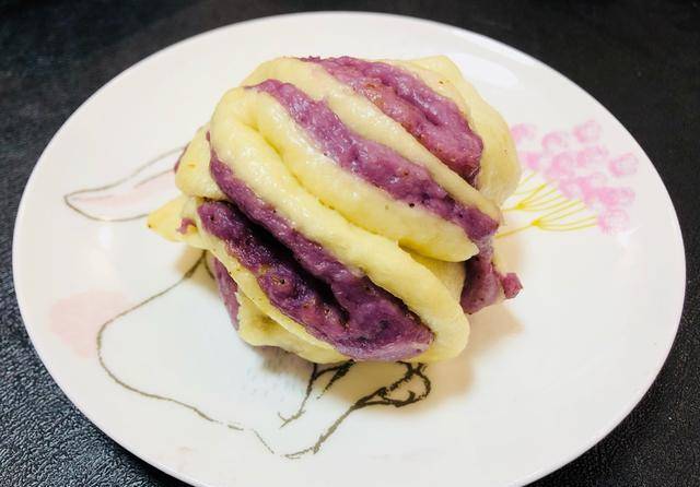 一层面粉一层紫薯解锁紫薯花卷做法口感一流颜值倍高