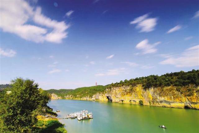 王昌龄卢(泸)溪放歌_卢溪