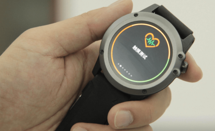 对于大部分上班族来说,除了泡枸杞,也会入手智能科技产品来呵护健康