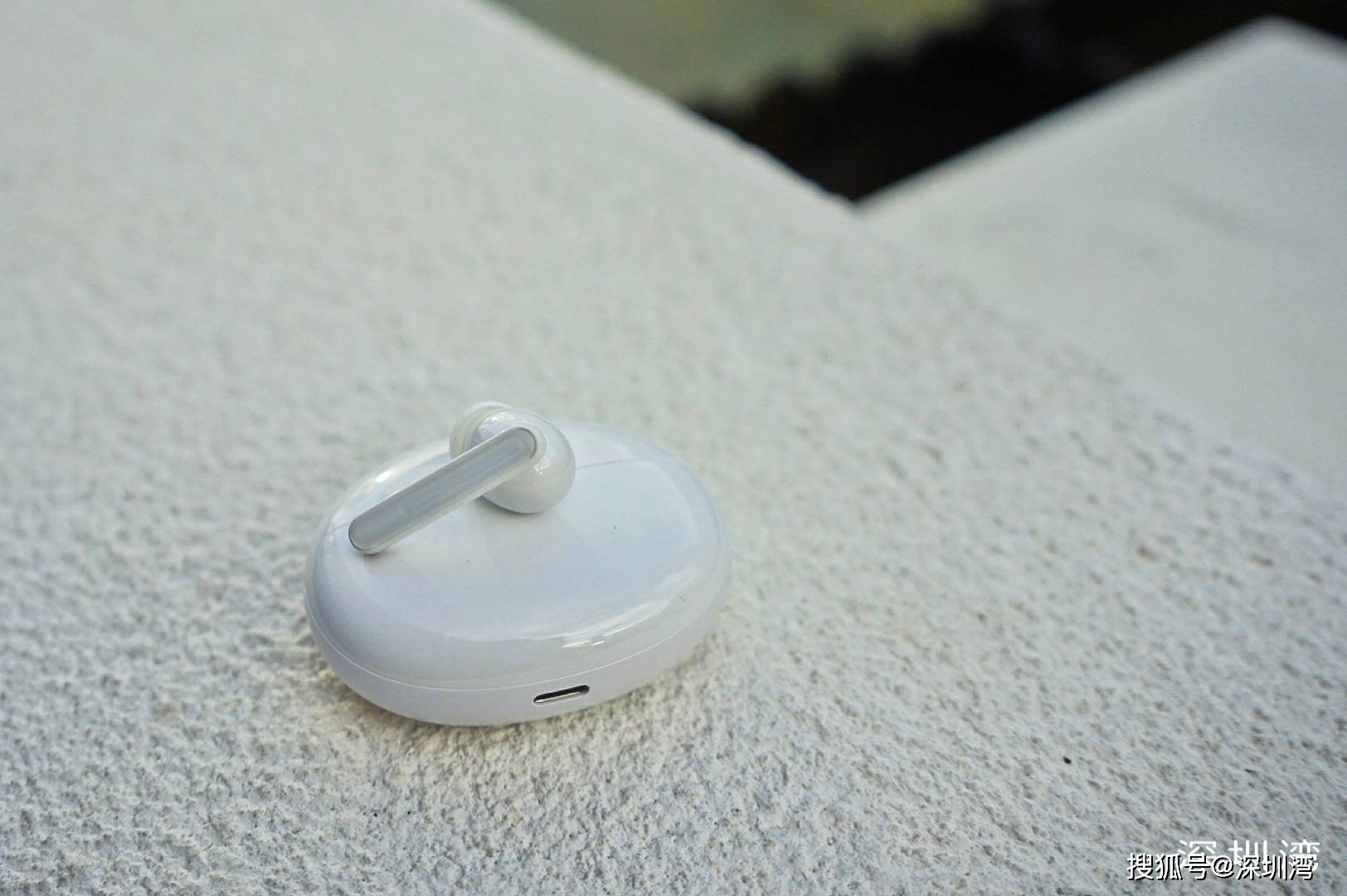 耳机|OPPO Enco Free2 首发评测：量耳定制的降噪和听感，我喜欢我的耳机