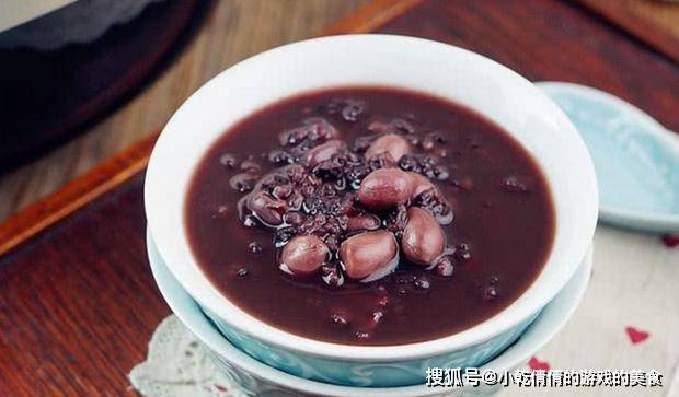 红豆和什么一起熬粥补血最好 ad42bc5930ee4e44b84366f30a888900.jpeg