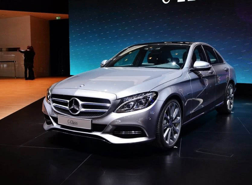 奔驰车是什么档次的车 2f16a2ba26df4df59044dcc4ecf39384.jpeg