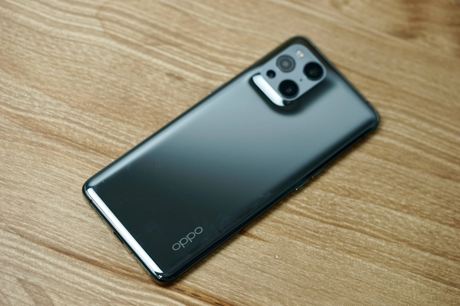 想换手机的朋友想好了吗?4k价位我觉得find x3可以备选