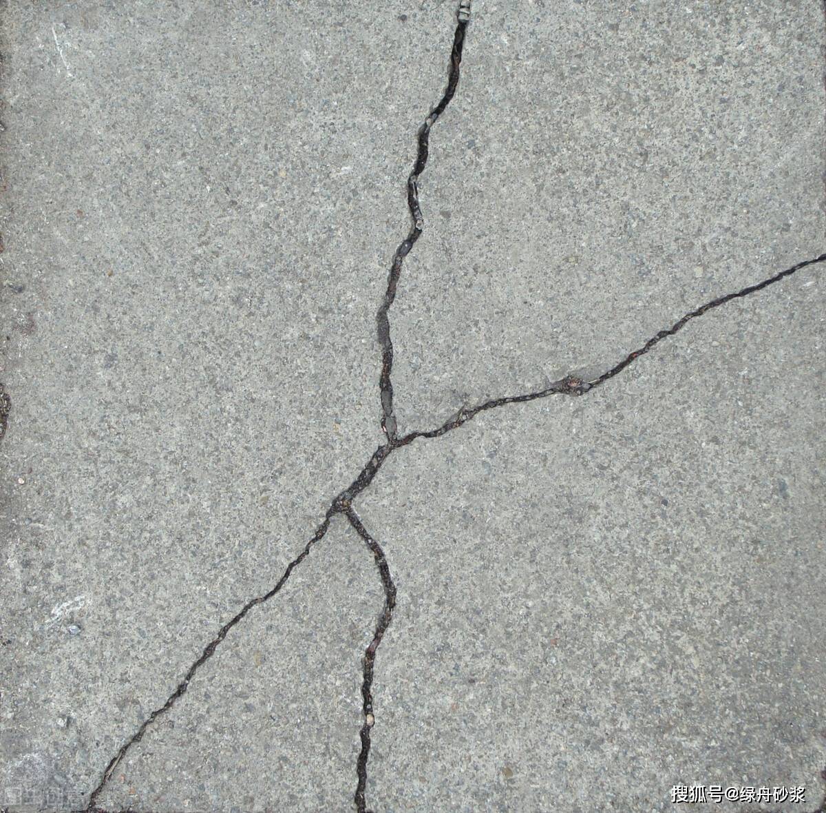 外墙腻子及抹面砂浆开裂成因，是否能够修复_搜狐网